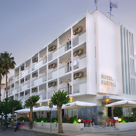 Paritsa Hotel コス・タウン エクステリア 写真